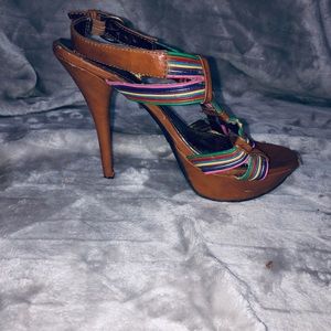 Rouge (Charlotte Russe) - Tan/Multi - Size 8